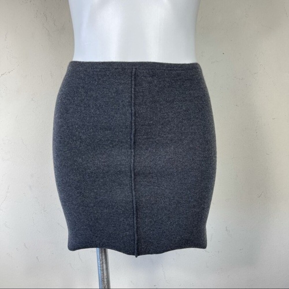 NWOT Nili Lotan Wool Cashmere Blend Sweater Knit Gray Mini Skirt Exposed Seam XS - Picture 4 of 11
